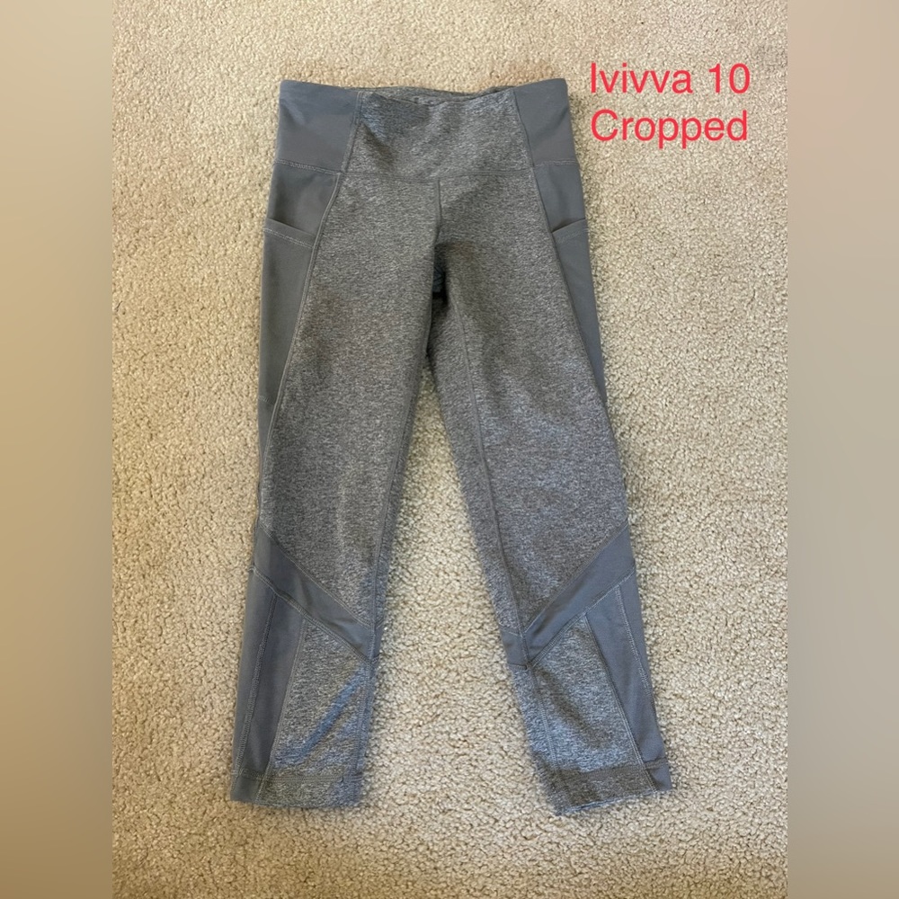Grey Ivivva size 10 cropped leggings